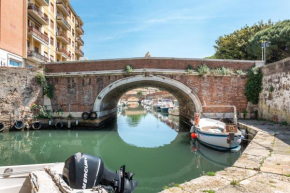 Piccola Venezia Canal View Charming Flat Livorno